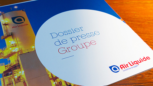 Déploiement de l'identité visuelle, du branding, des guidelines, des documents print